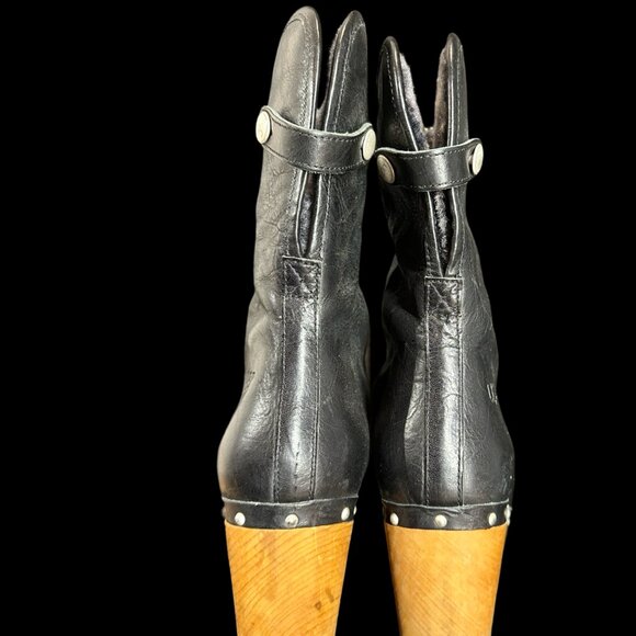 Black Uggs, convertible fur lined clog boots - Picture 3 of 8